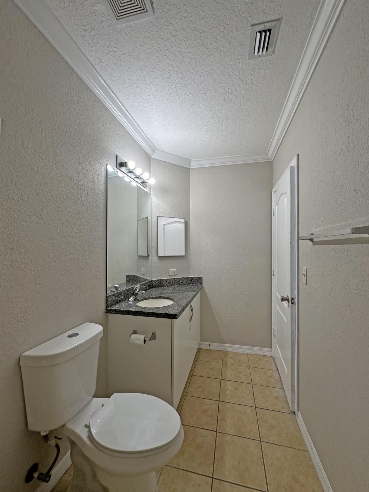 140 SW Peacock Sw, Unit 21-204, Port Saint Lucie, FL 34986 Photo