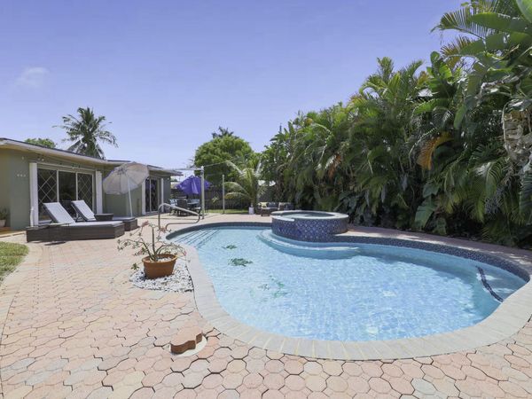 342 SW 14th Street, Pompano Beach, FL 33060