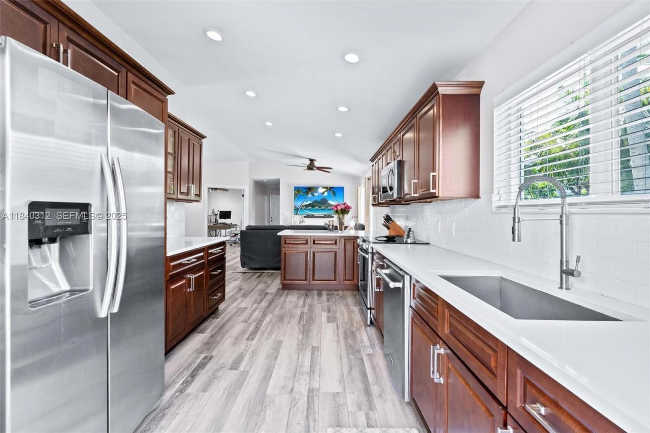 535 Radford Terrace, Davie, FL 33325 Photo