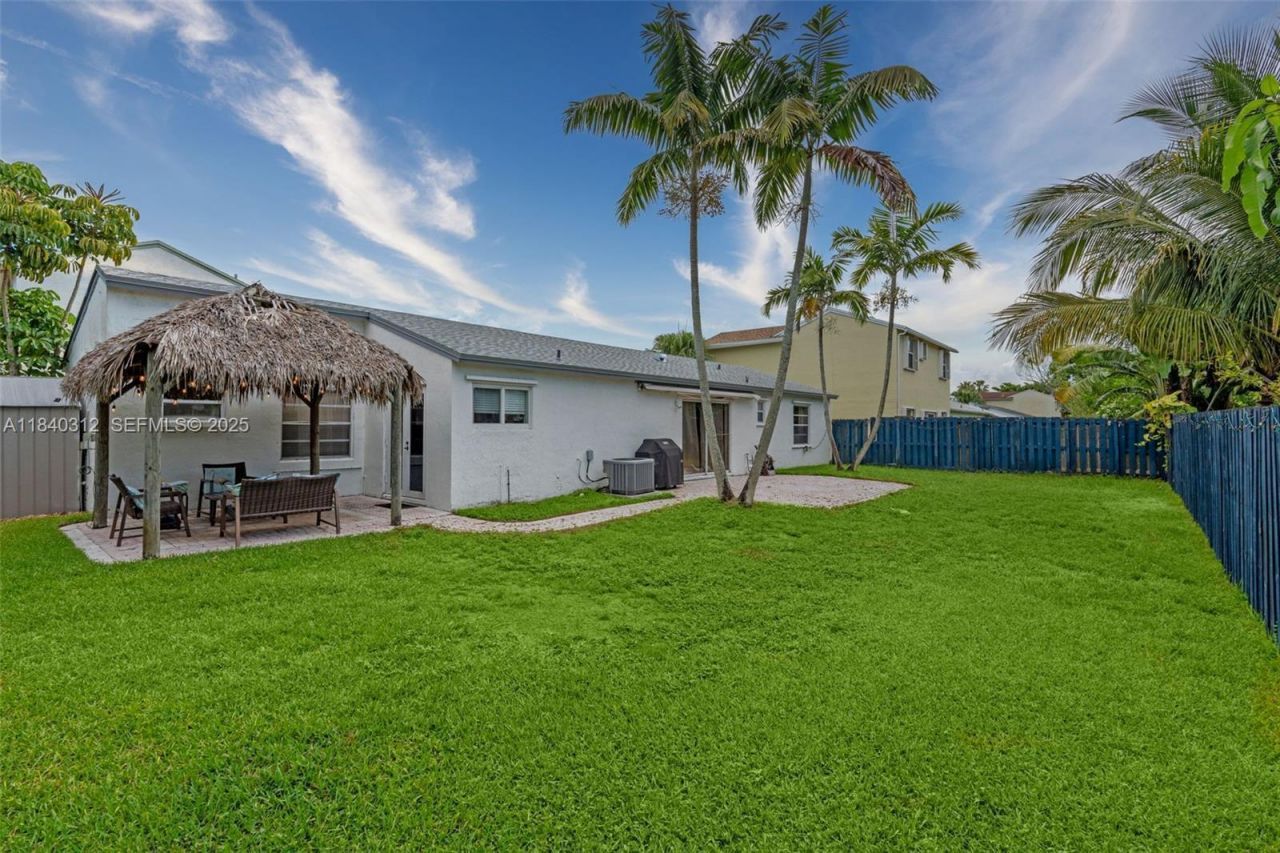 535 Radford Terrace, Davie, FL 33325 Photo