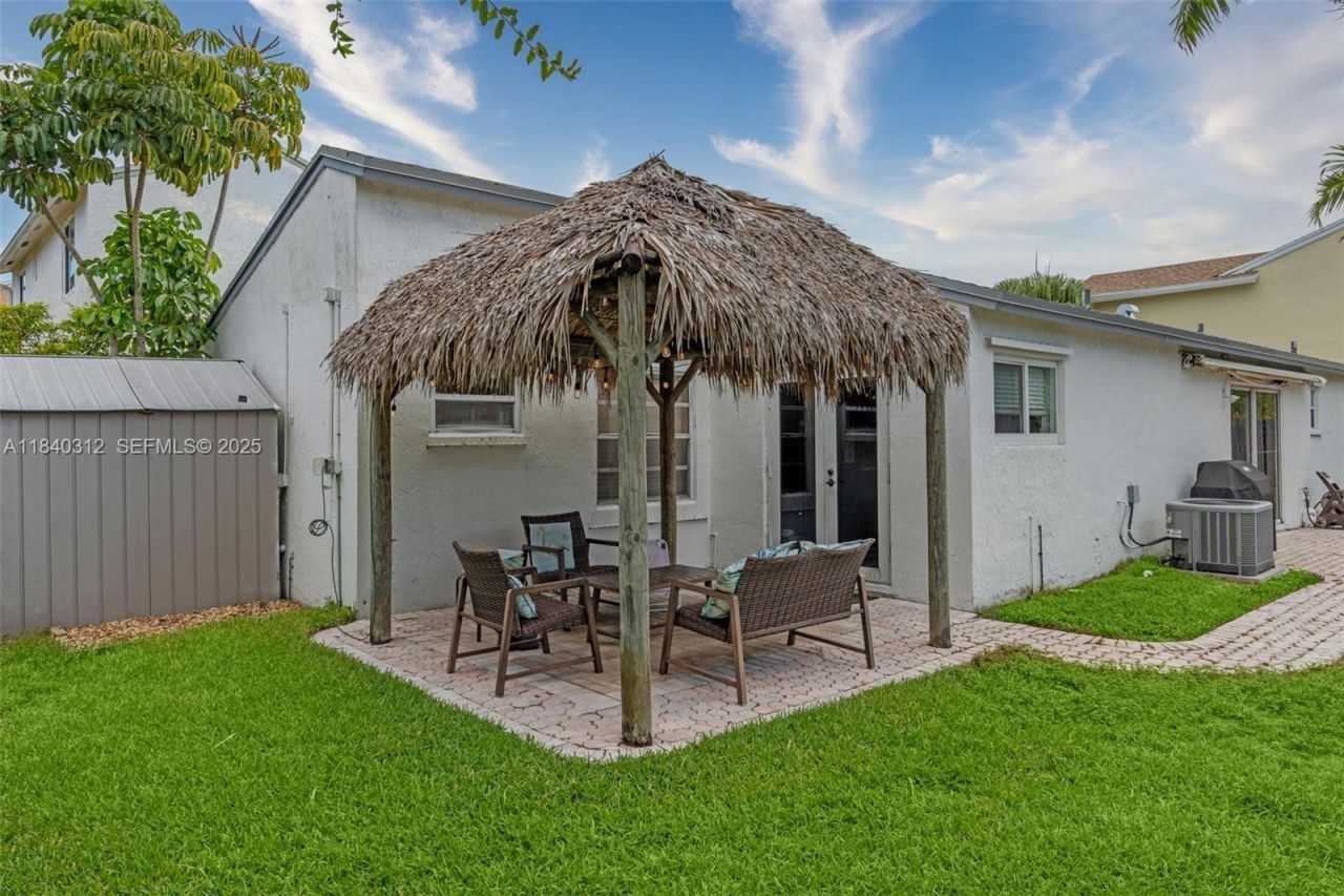 535 Radford Terrace, Davie, FL 33325 Photo