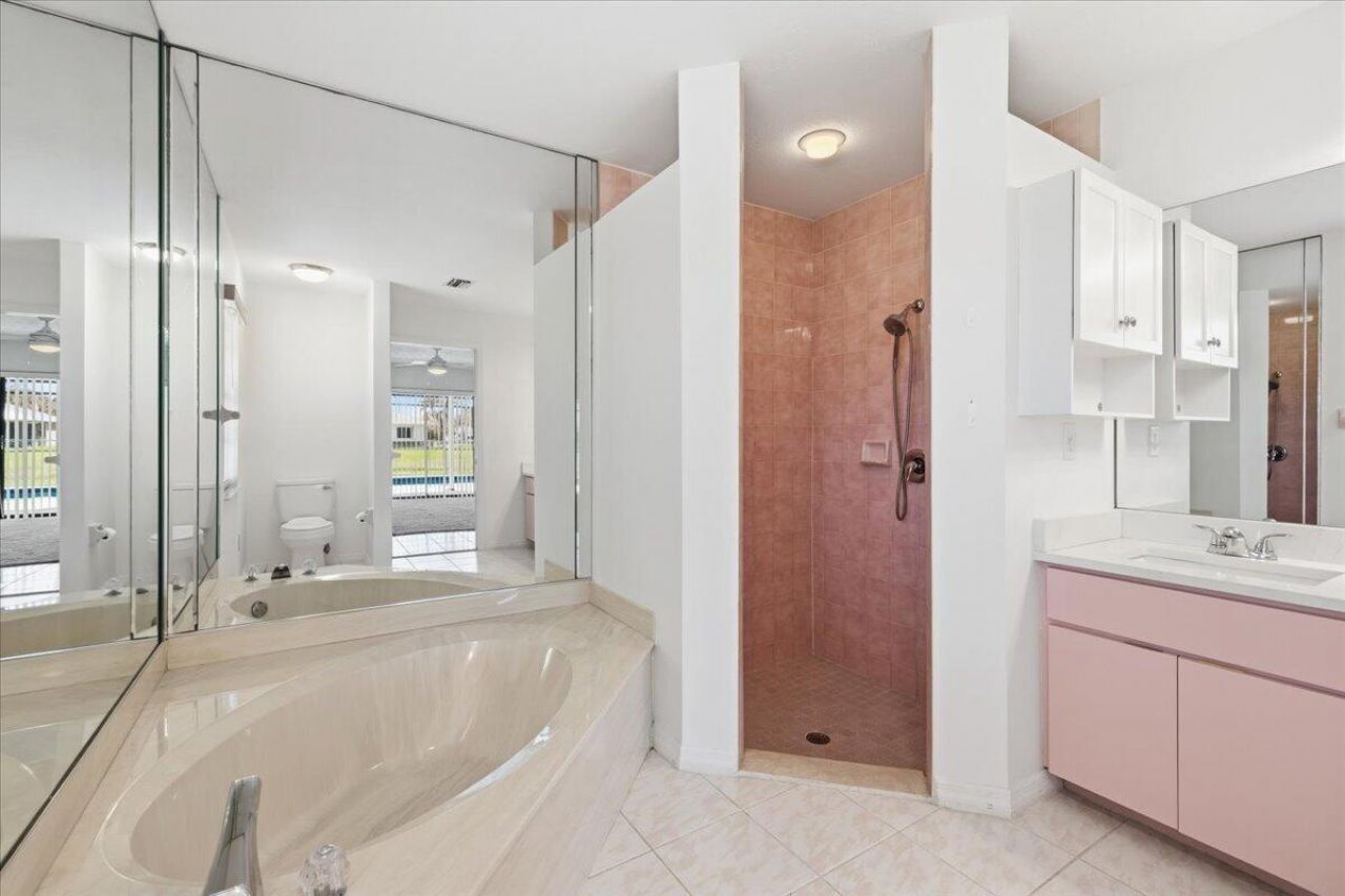 1902 SE Gaskins Circle, Port Saint Lucie, FL 34952 Photo