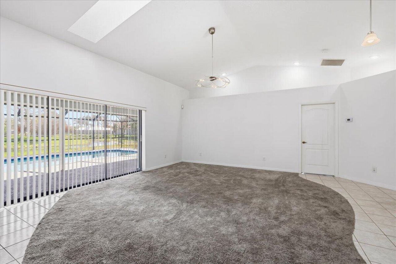 1902 SE Gaskins Circle, Port Saint Lucie, FL 34952 Photo