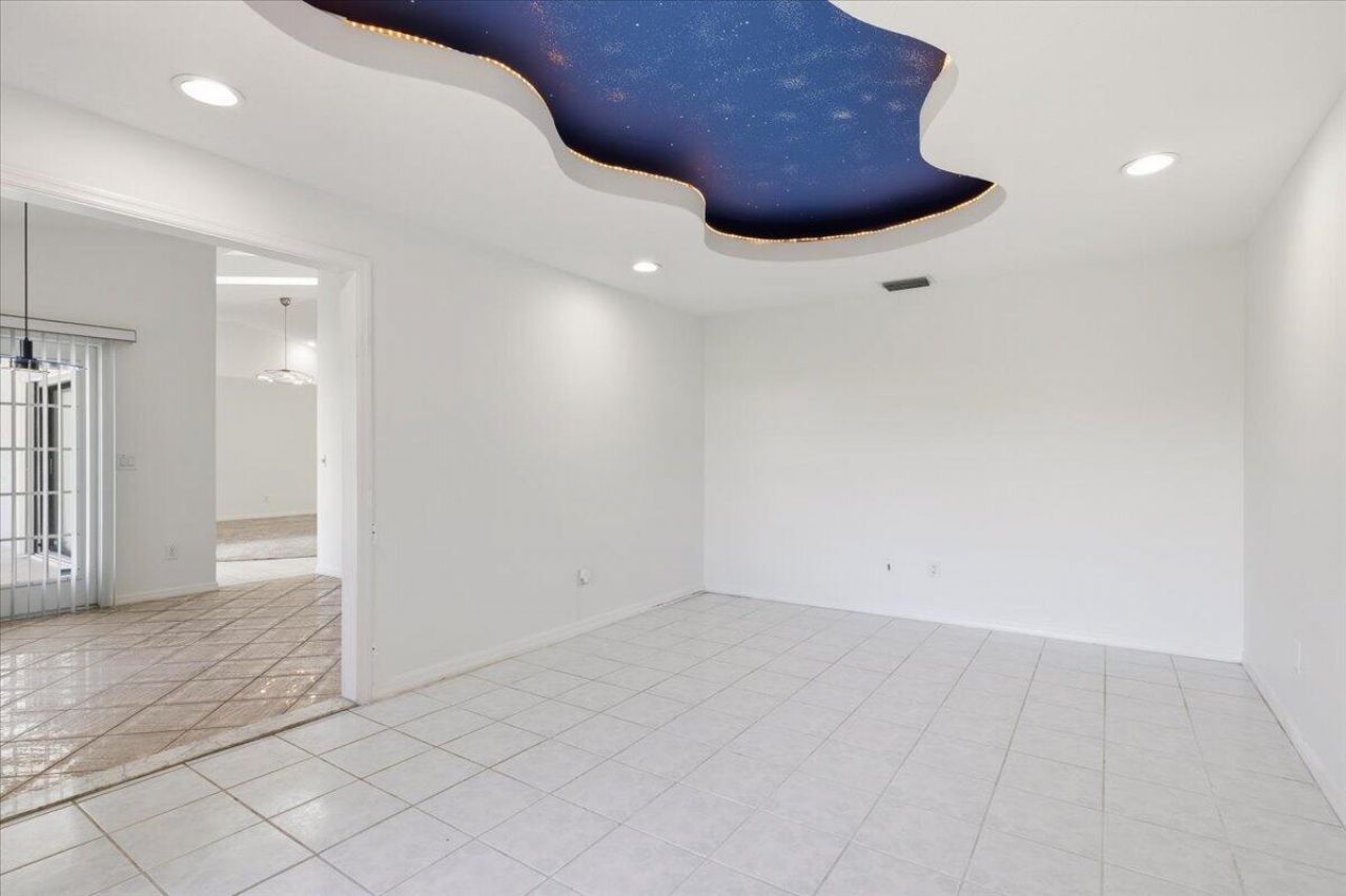 1902 SE Gaskins Circle, Port Saint Lucie, FL 34952 Photo