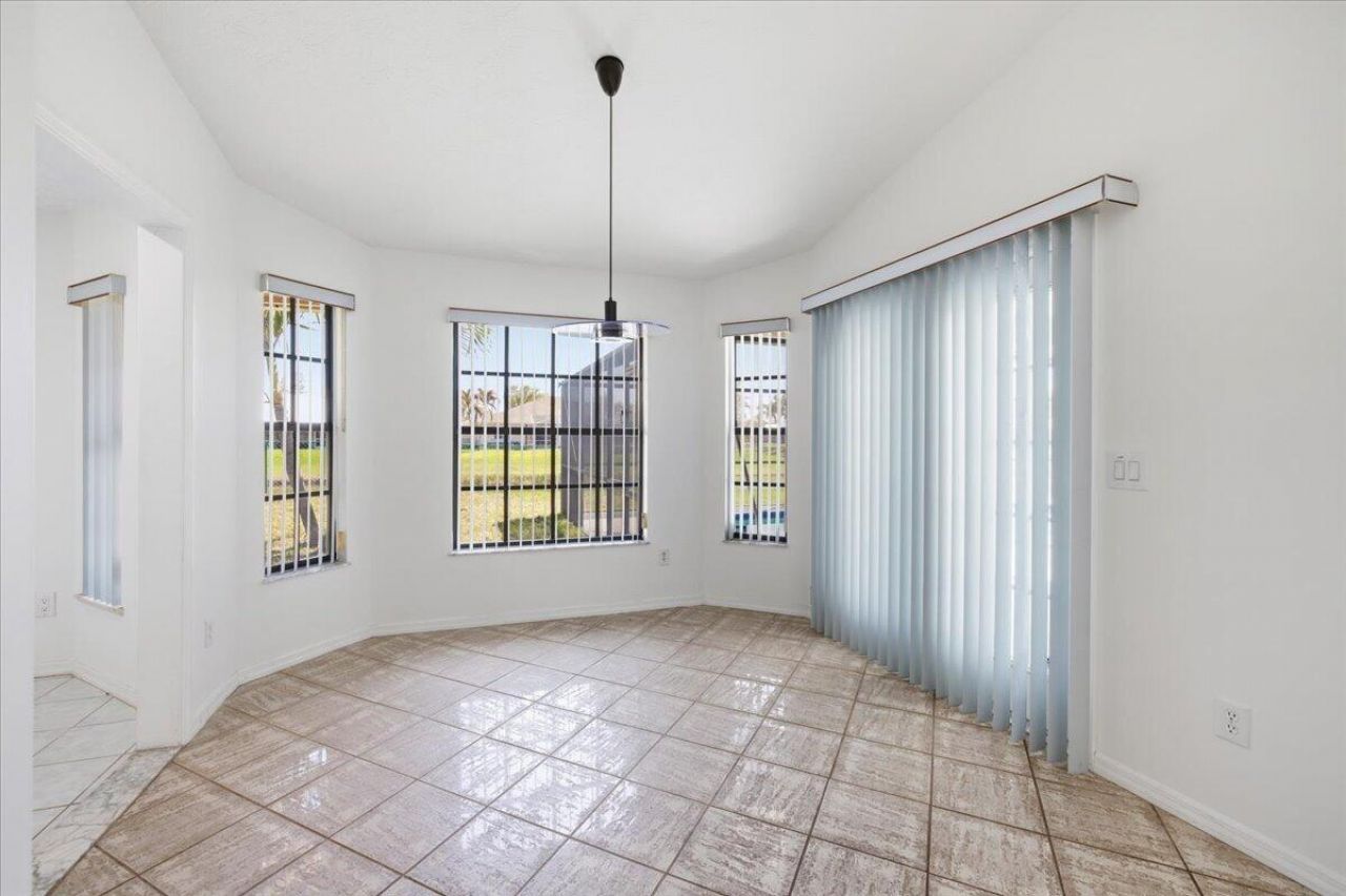 1902 SE Gaskins Circle, Port Saint Lucie, FL 34952 Photo