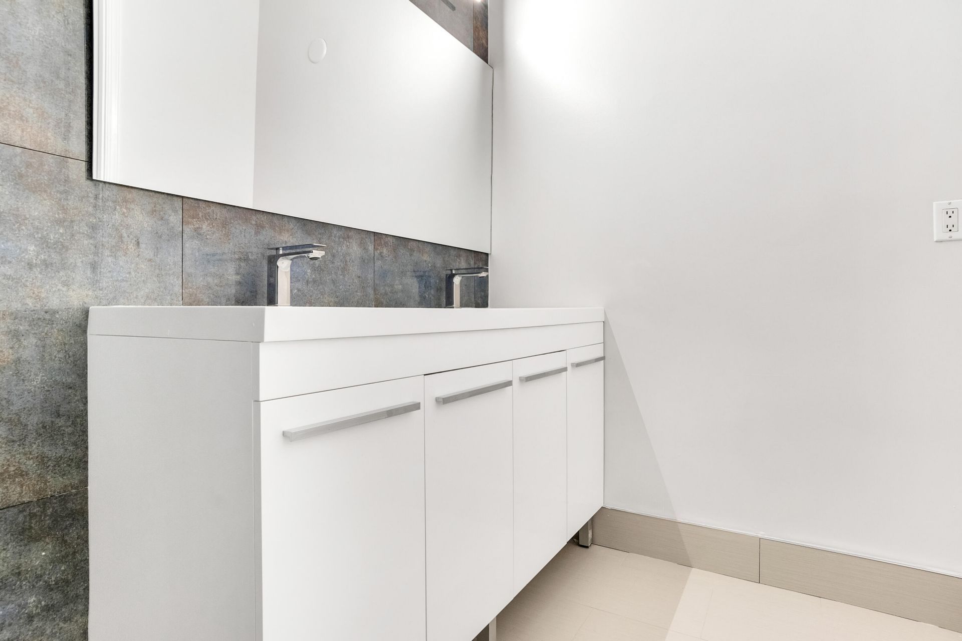 427 SW 13th Terrace, Fort Lauderdale, FL 33312 Photo