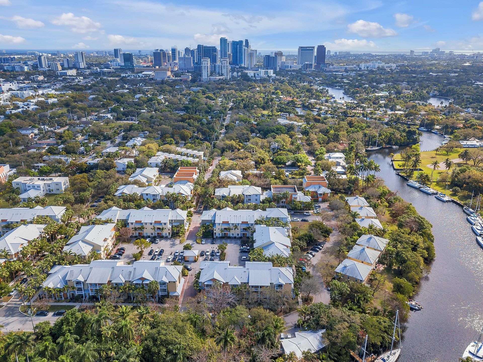 427 SW 13th Terrace, Fort Lauderdale, FL 33312 Photo