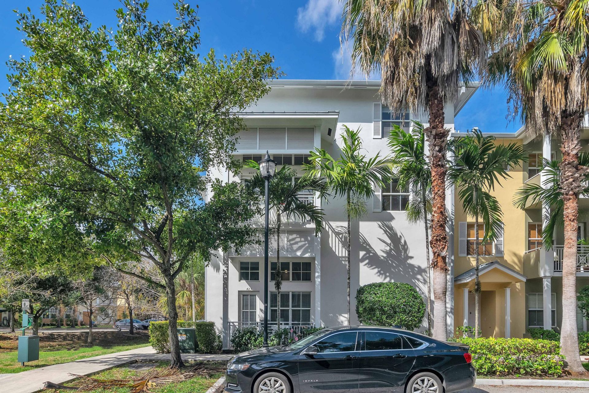 427 SW 13th Terrace, Fort Lauderdale, FL 33312 Photo