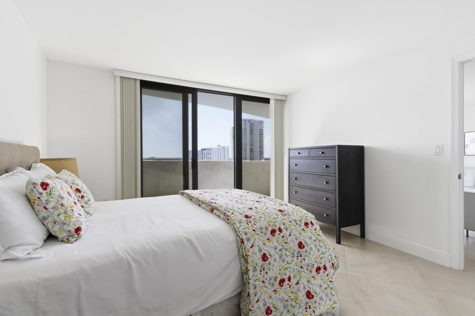 1200 S Flagler Drive, Unit 1405, West Palm Beach, FL 33401 Photo