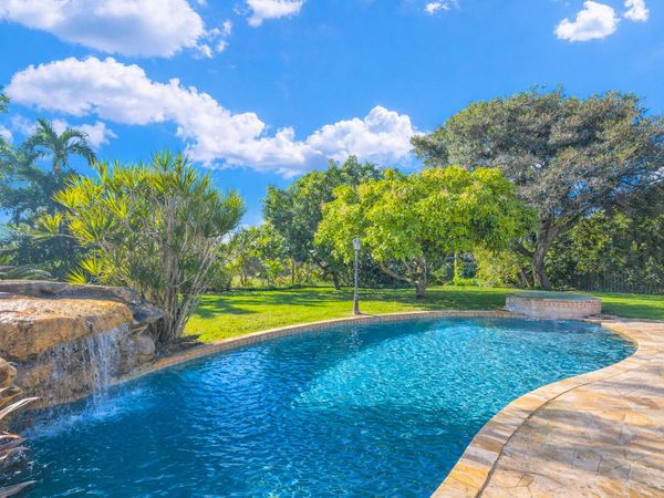 916 Roberts Road, Delray Beach, FL 33483