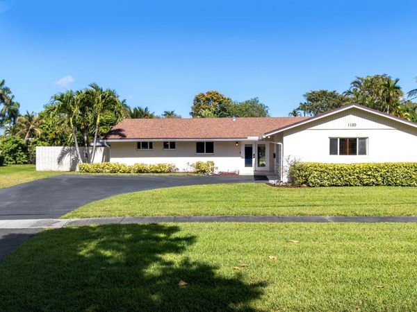 1120 Renmar Drive, Plantation, FL 33317