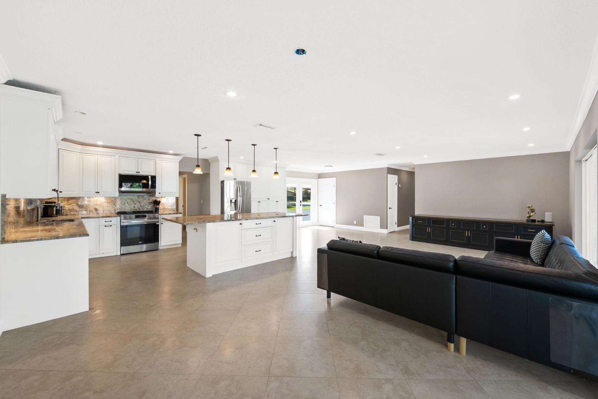 1120 Renmar Drive, Plantation, FL 33317 Photo