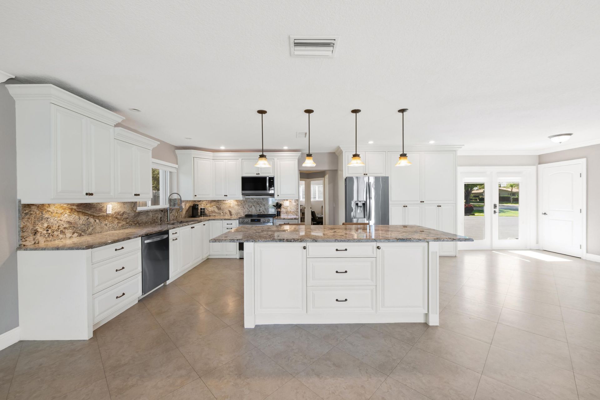 1120 Renmar Drive, Plantation, FL 33317 Photo