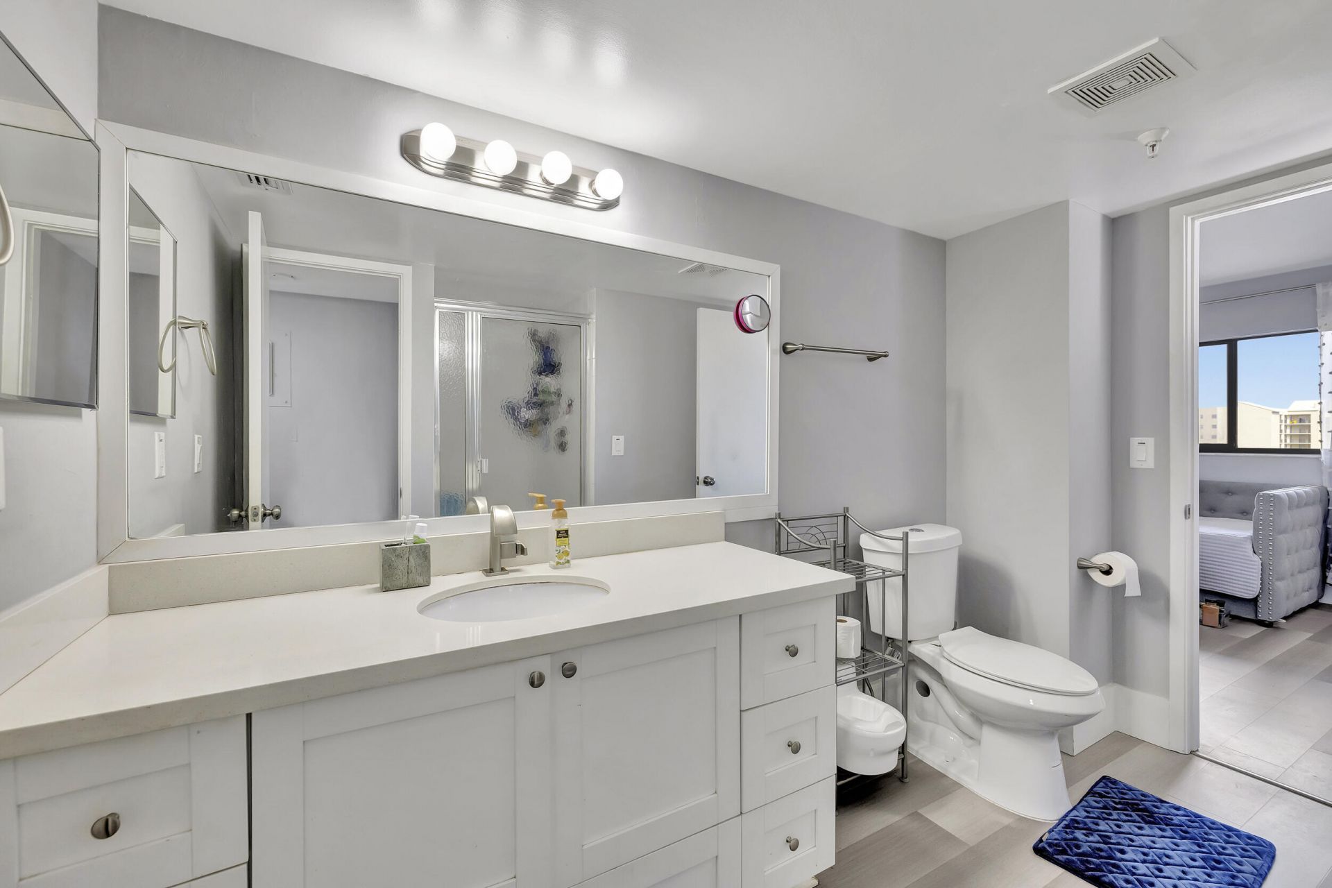 2200 S Cypress Bend Drive S, Unit 702, Pompano Beach, FL 33069 Photo
