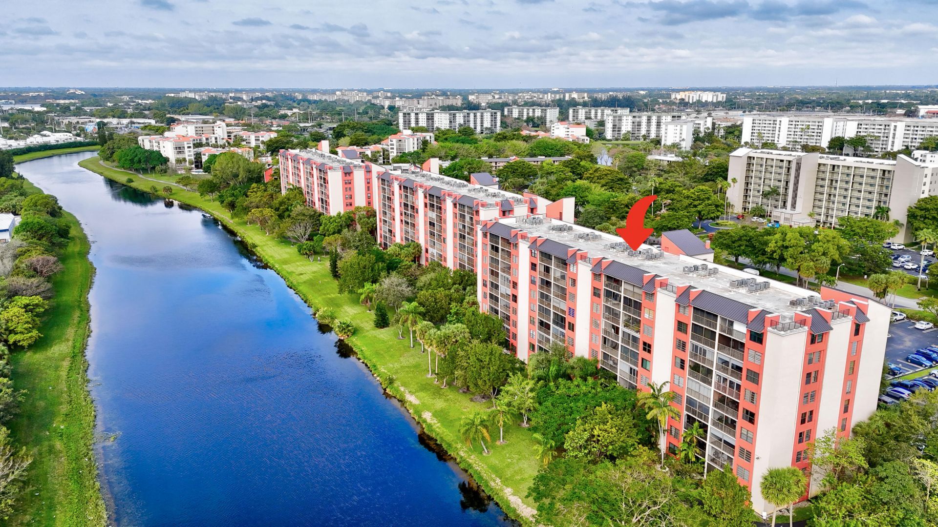 2200 S Cypress Bend Drive S, Unit 702, Pompano Beach, FL 33069 Photo