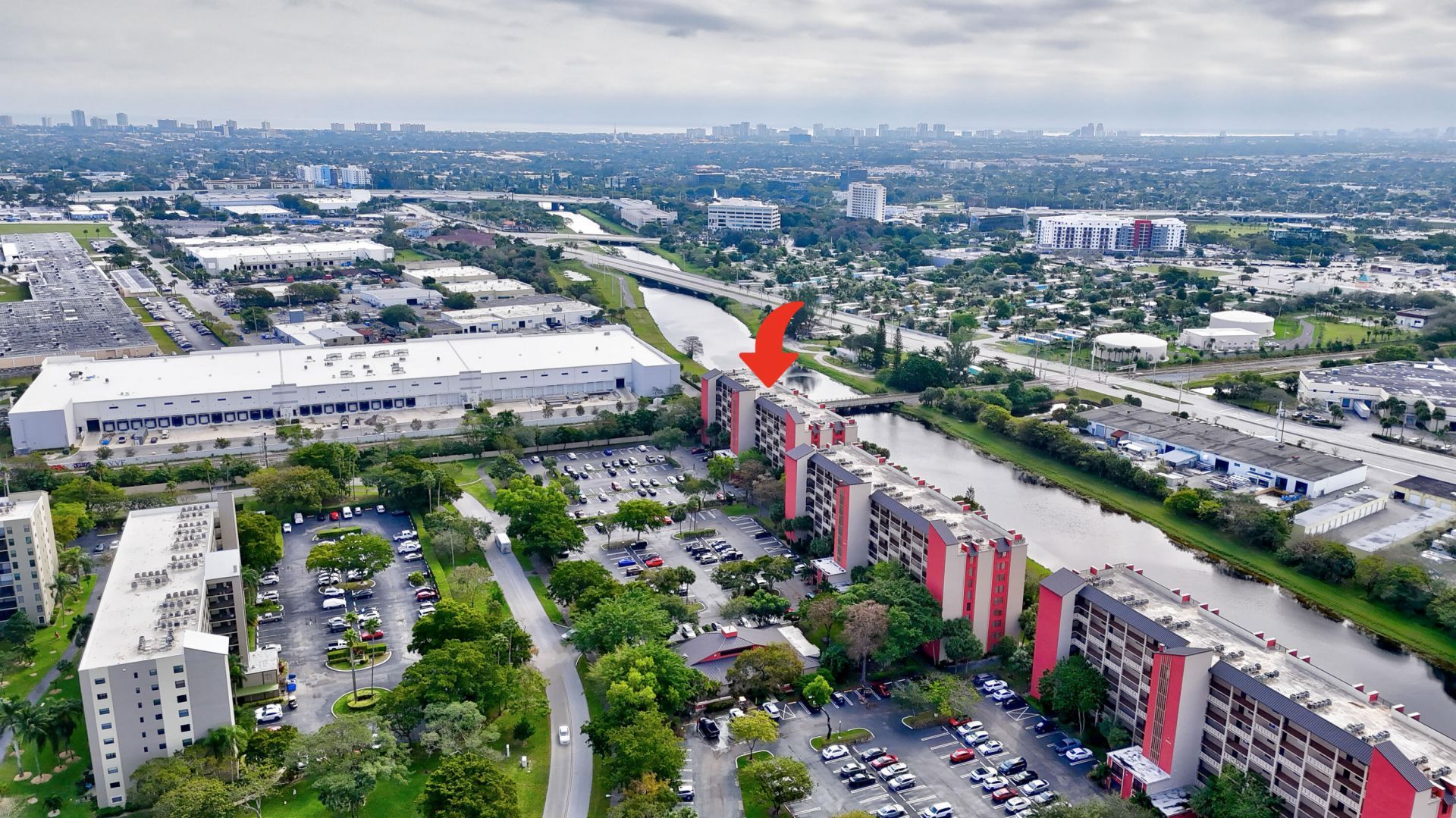 2200 S Cypress Bend Drive S, Unit 702, Pompano Beach, FL 33069 Photo