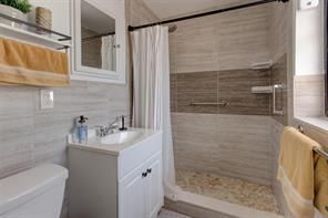 2500 NE 16th, Unit 1-2, Wilton Manors, FL 33305 Photo