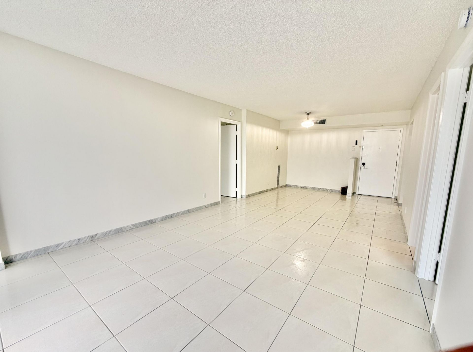 531 N Ocean Boulevard, Unit 805, Pompano Beach, FL 33062 Photo
