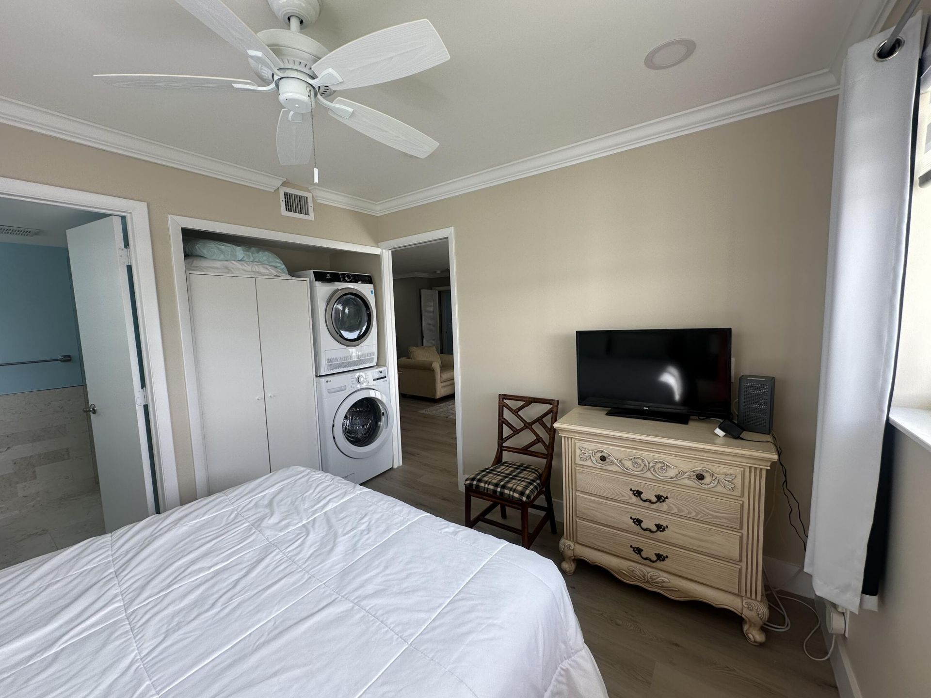 7 Colonial Club Drive, Unit 304, Boynton Beach, FL 33435 Photo