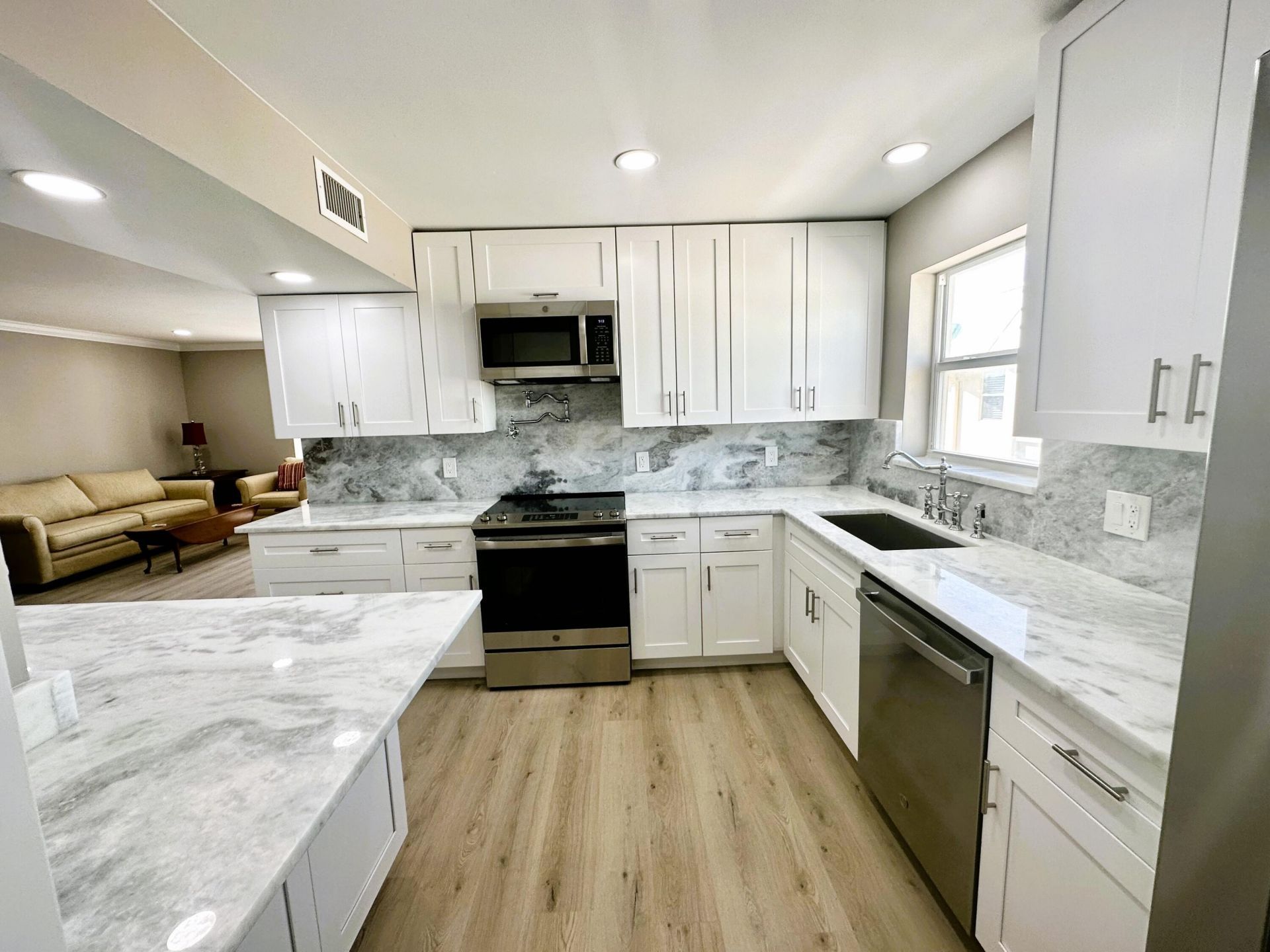 7 Colonial Club Drive, Unit 304, Boynton Beach, FL 33435 Photo