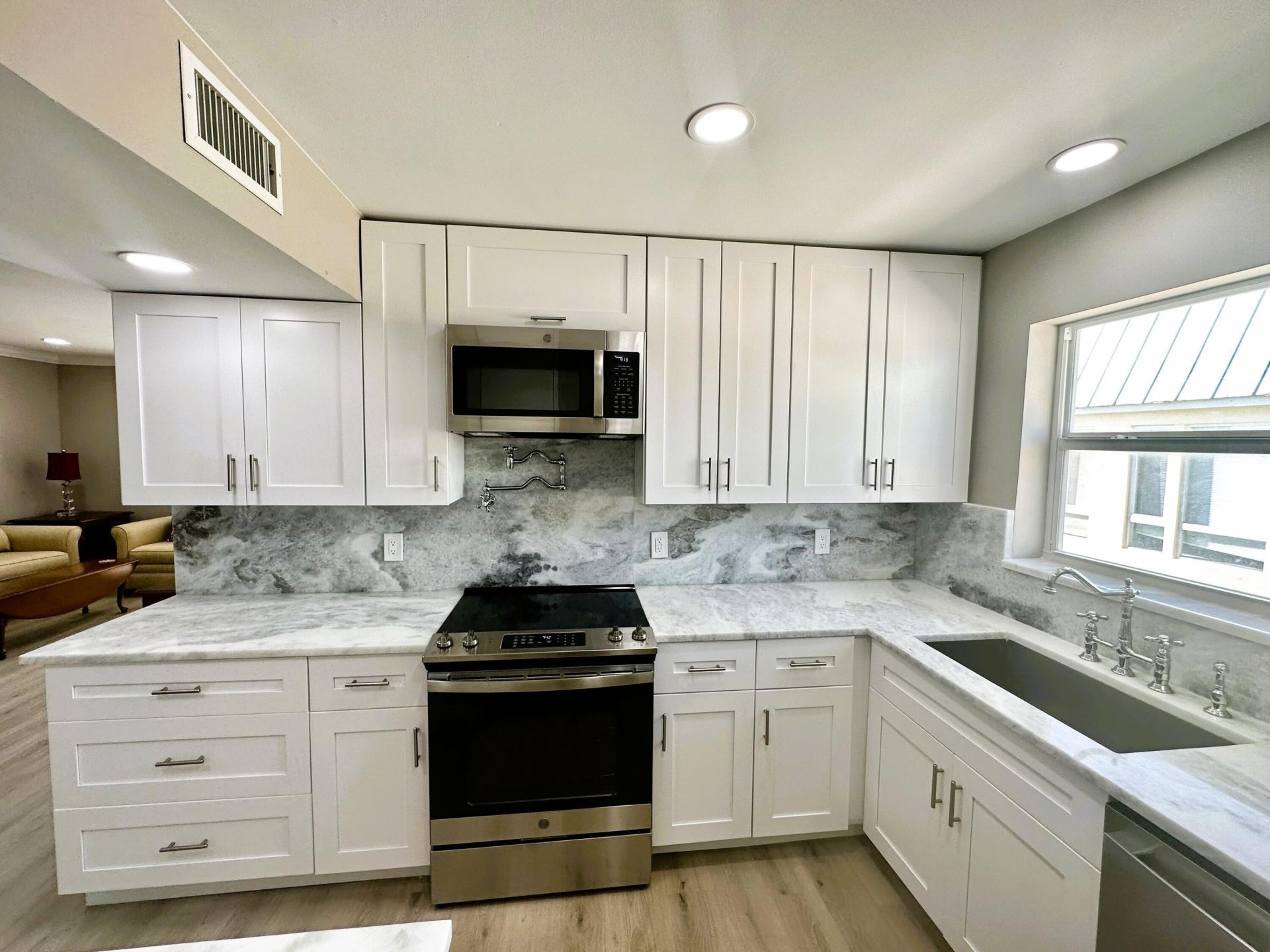 7 Colonial Club Drive, Unit 304, Boynton Beach, FL 33435 Photo