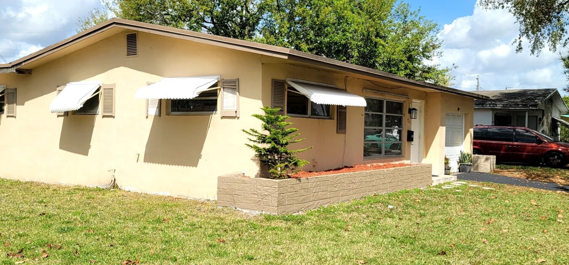 2601 NW 68th Way Nw, Sunrise, FL 33313 Photo