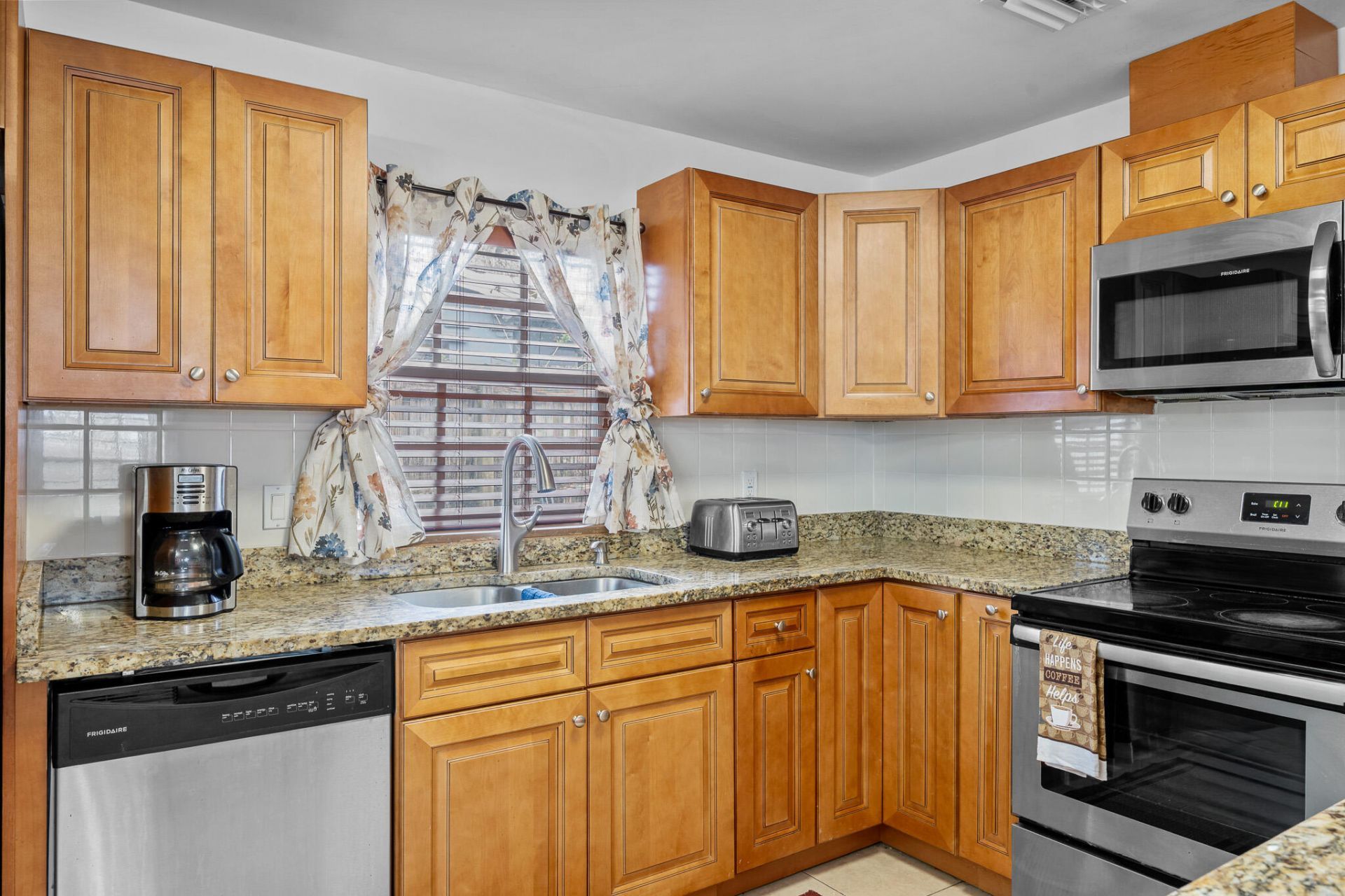 1120 NE 42nd Court, Pompano Beach, FL 33064 Photo