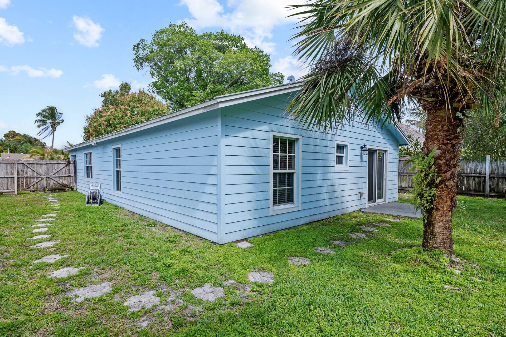 1120 NE 42nd Court, Pompano Beach, FL 33064 Photo