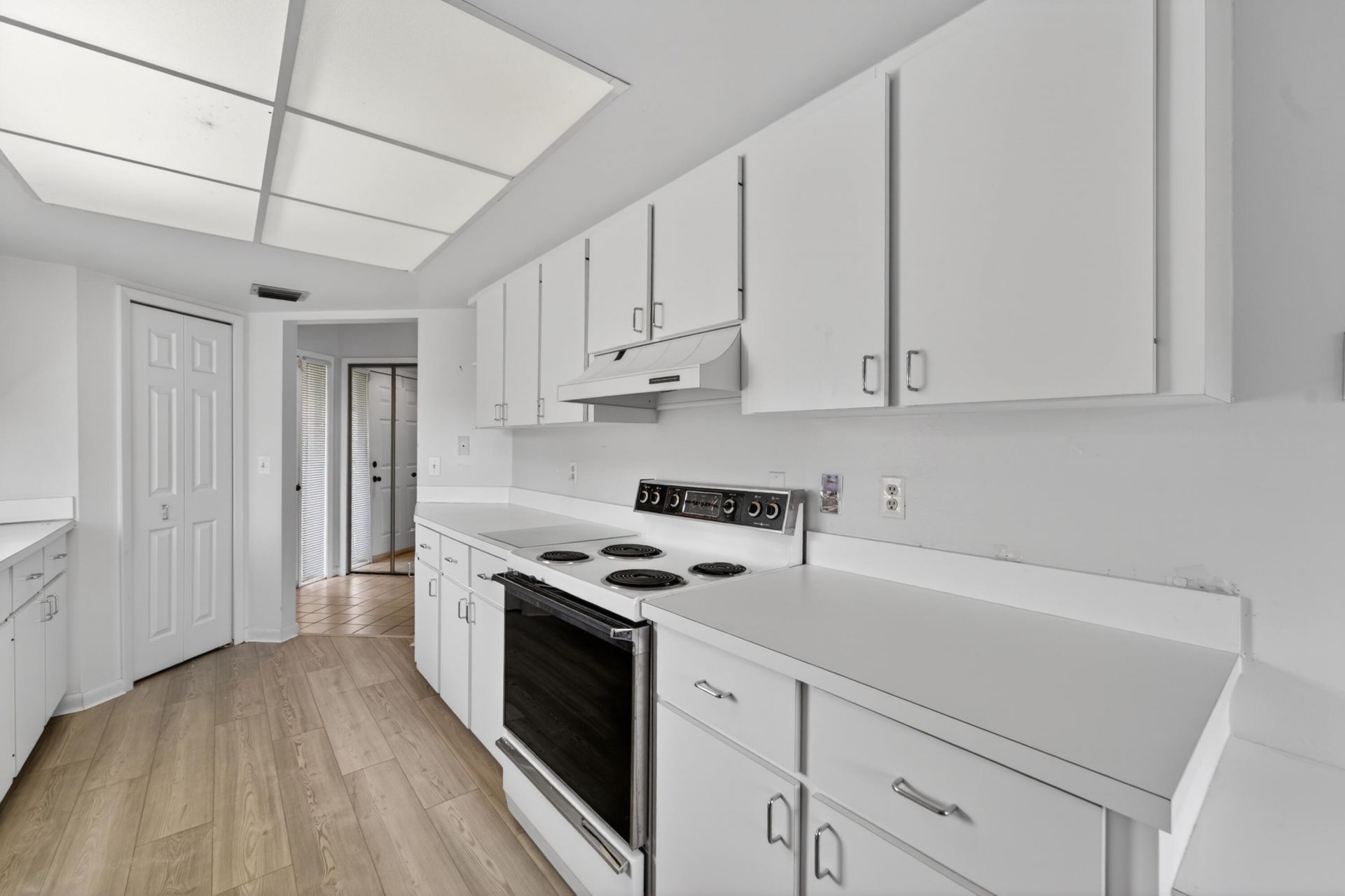 108 Village Walk Drive, Royal Palm Beach, FL 33411 Photo