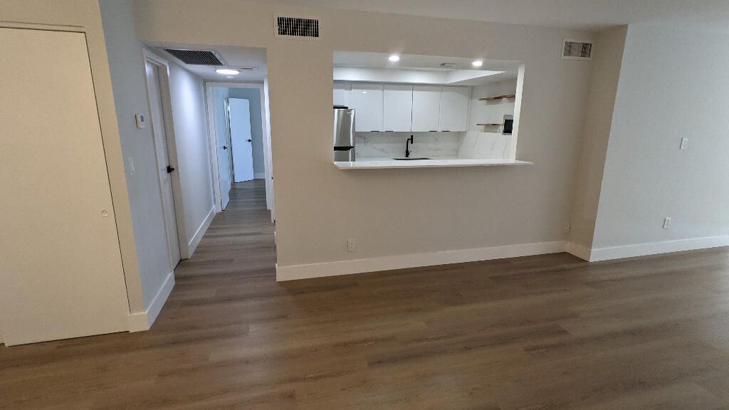 501 Three Islands Boulevard, Unit 112, Hallandale Beach, FL 33009 Photo