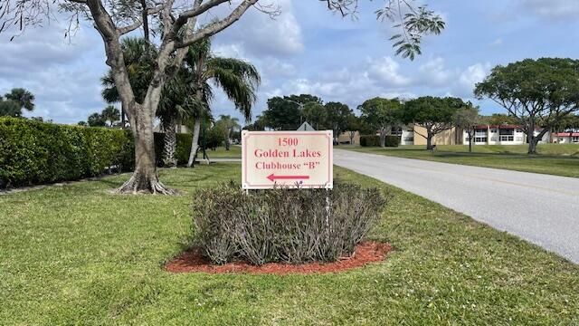 222 Lake Constance Drive, West Palm Beach, FL 33411 Photo