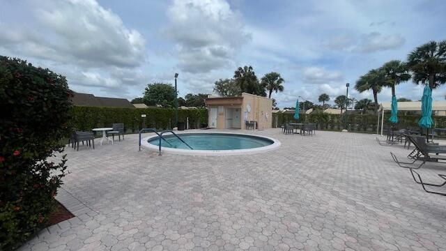 222 Lake Constance Drive, West Palm Beach, FL 33411 Photo
