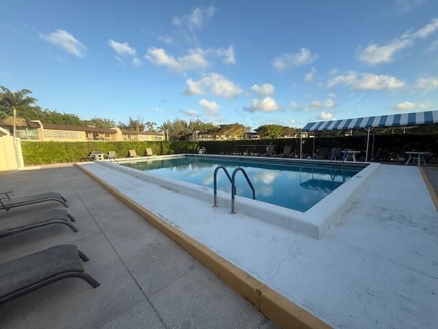 222 Lake Constance Drive, West Palm Beach, FL 33411 Photo