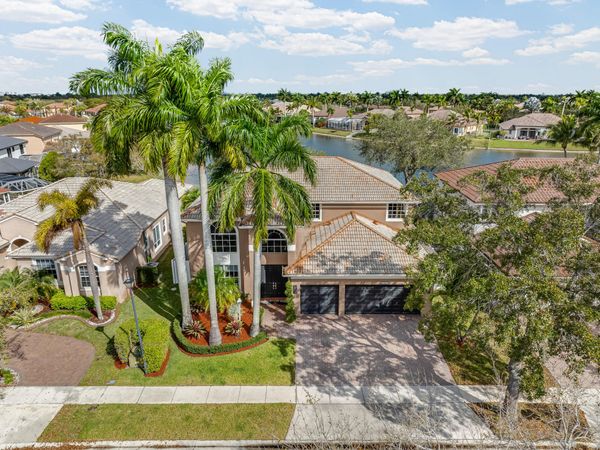 13815 NW 11th, Pembroke Pines, FL 33028