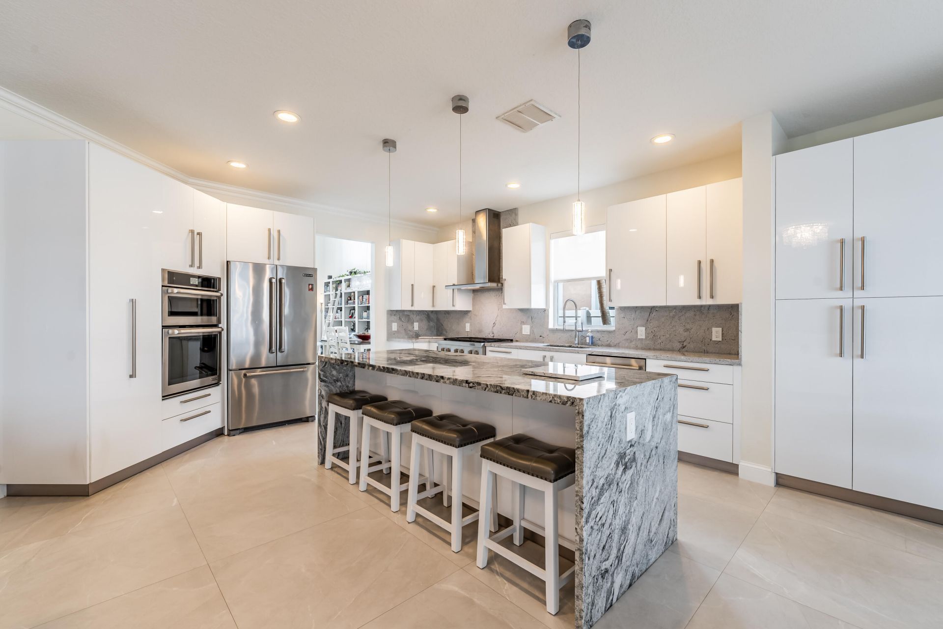 13815 NW 11th, Pembroke Pines, FL 33028 Photo