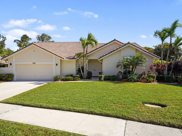 1872 NW 109th Avenue, Plantation, FL 33322