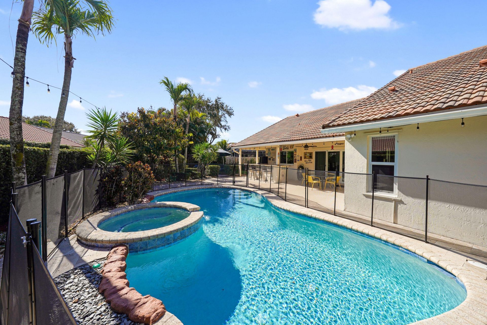 1872 NW 109th Avenue, Plantation, FL 33322 Photo