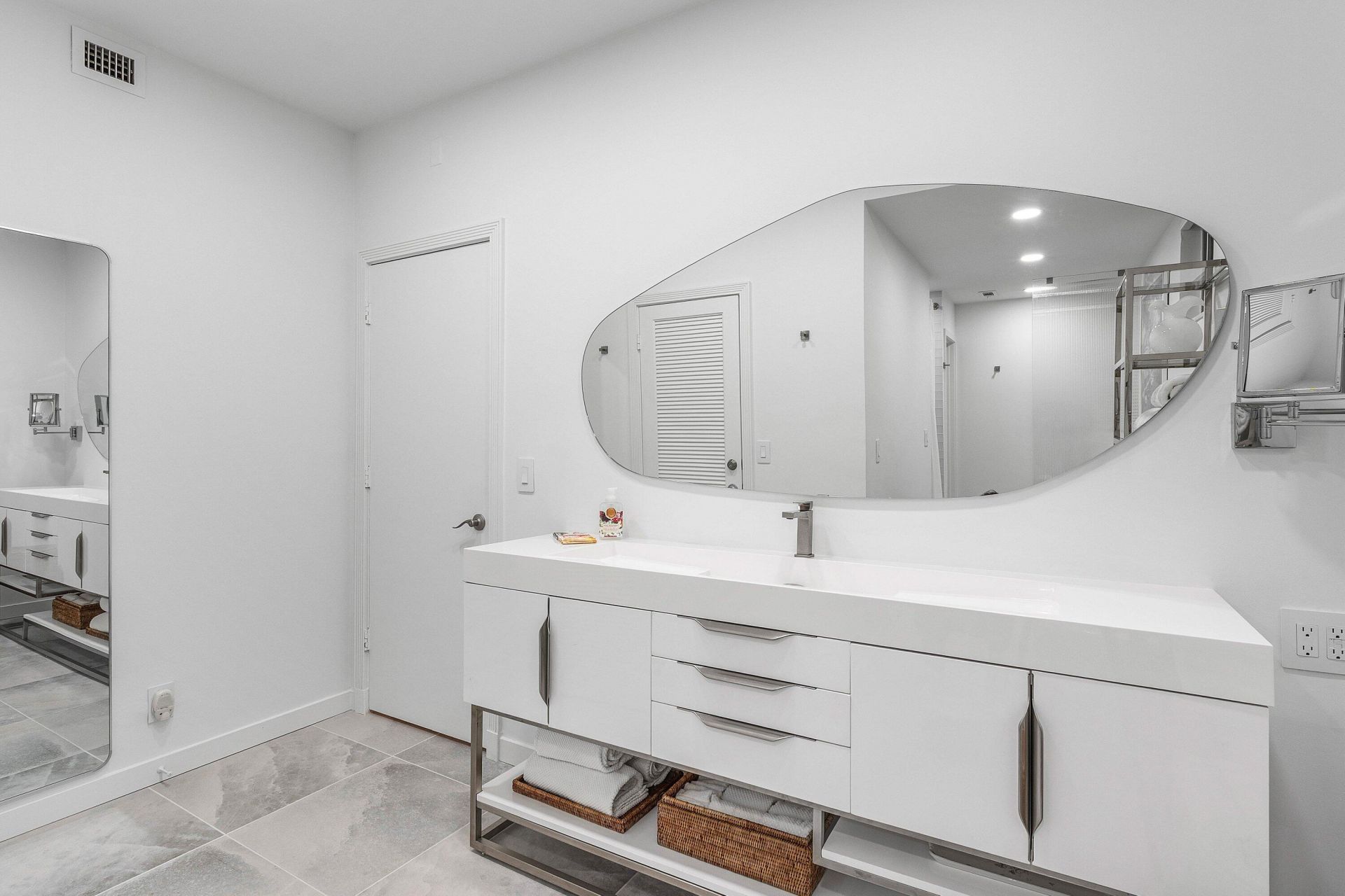 713 SE Atlantic, Lantana, FL 33462 Photo