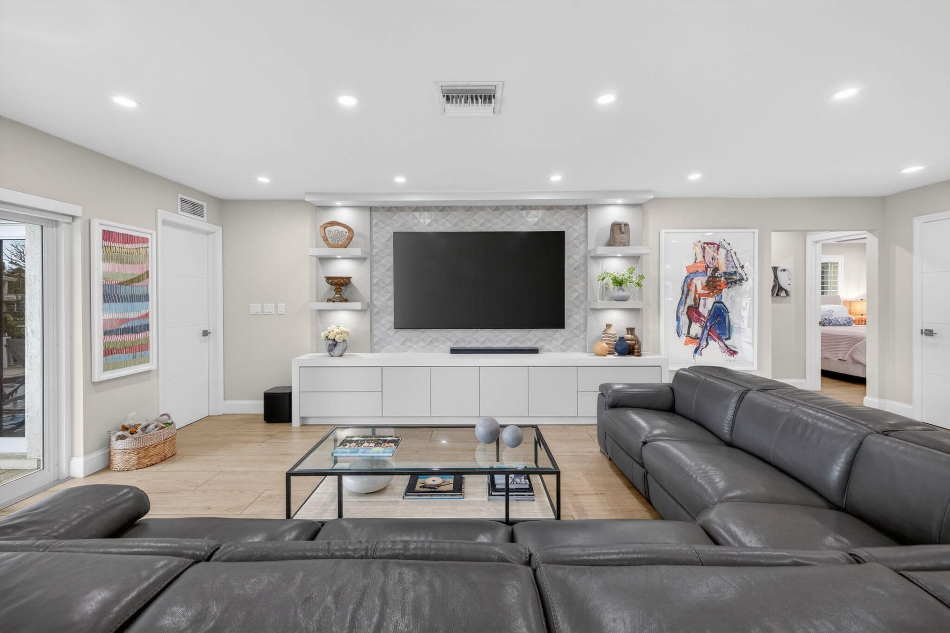 2760 NE 55th Street, Fort Lauderdale, FL 33308 Photo