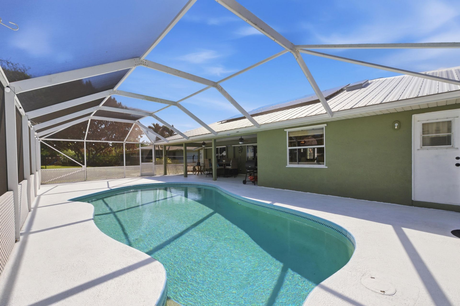 2537 SE Hallahan, Port Saint Lucie, FL 34952 Photo