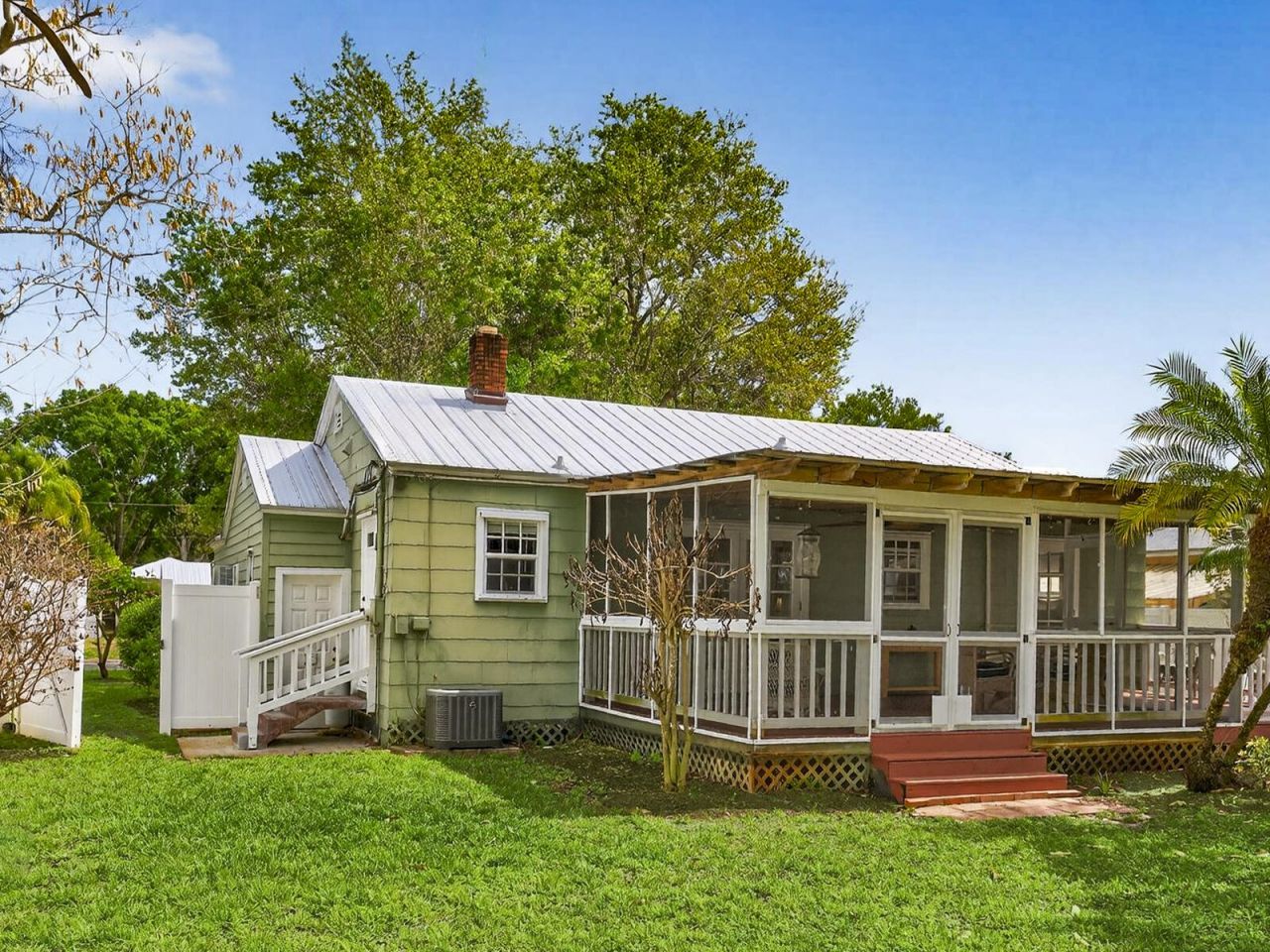 2419 19th Avenue, Vero Beach, FL 32960 Photo