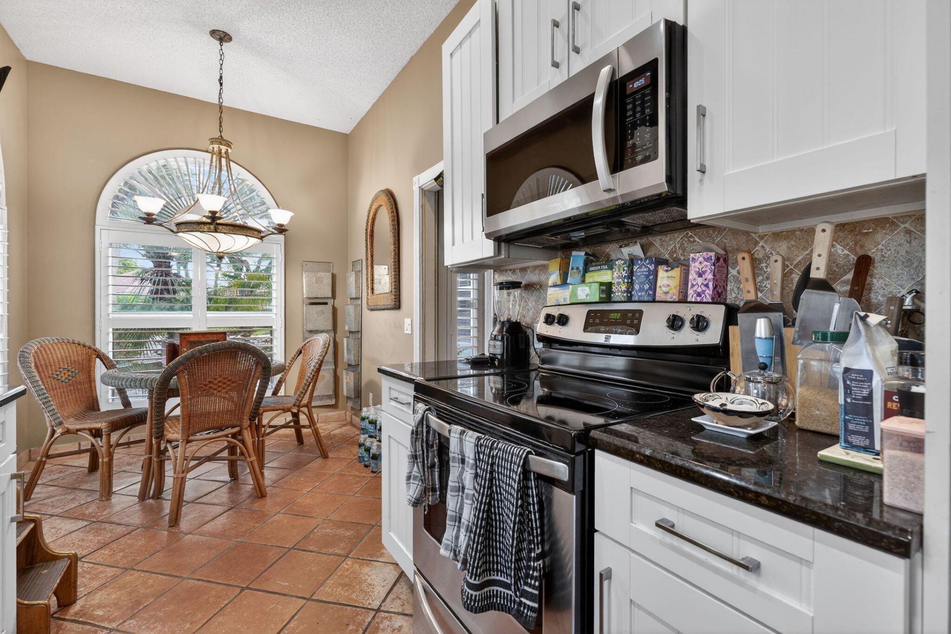 217 E Tall Oaks Circle, Palm Beach Gardens, FL 33410 Photo