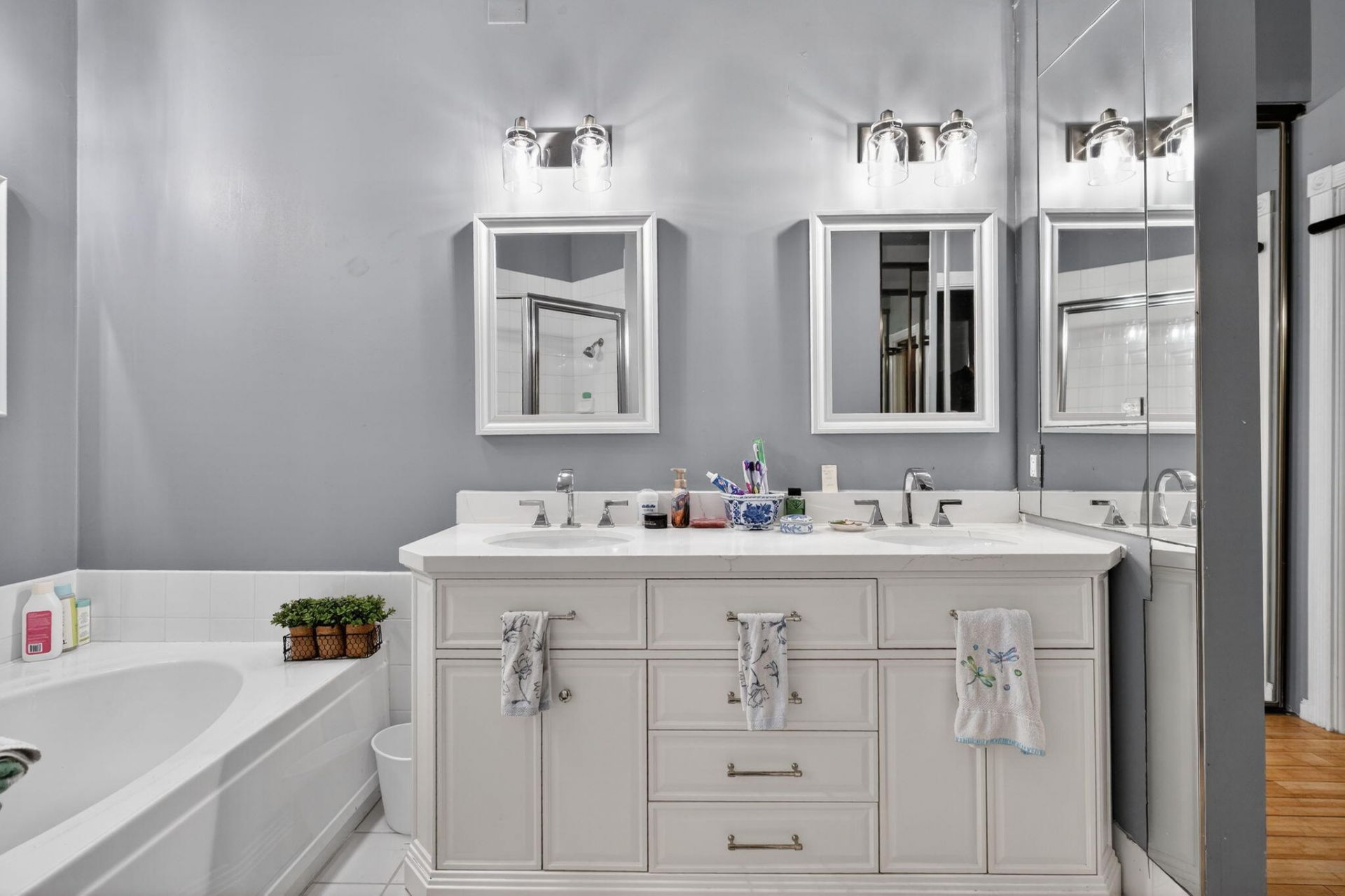 217 E Tall Oaks Circle, Palm Beach Gardens, FL 33410 Photo