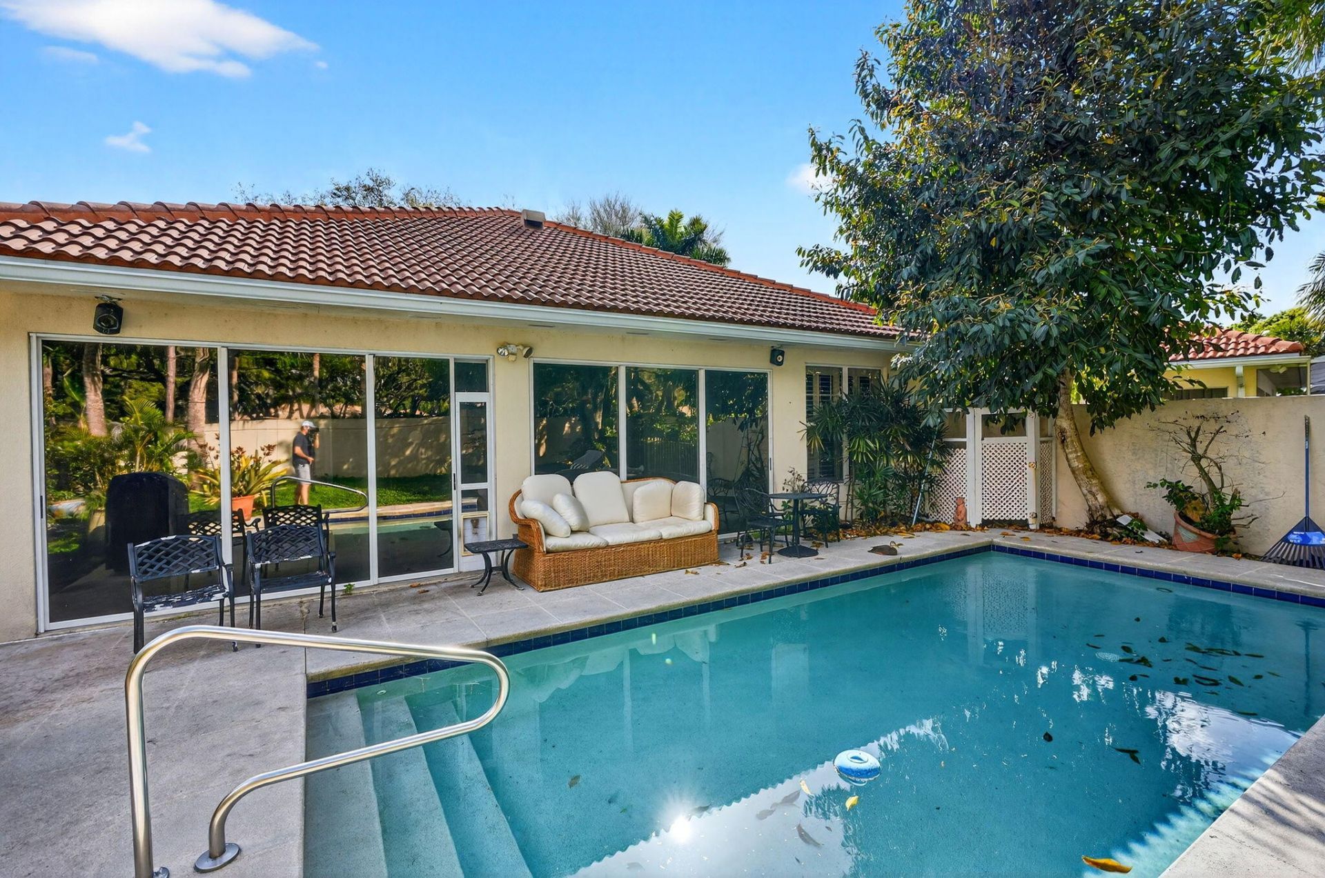 217 E Tall Oaks Circle, Palm Beach Gardens, FL 33410 Photo