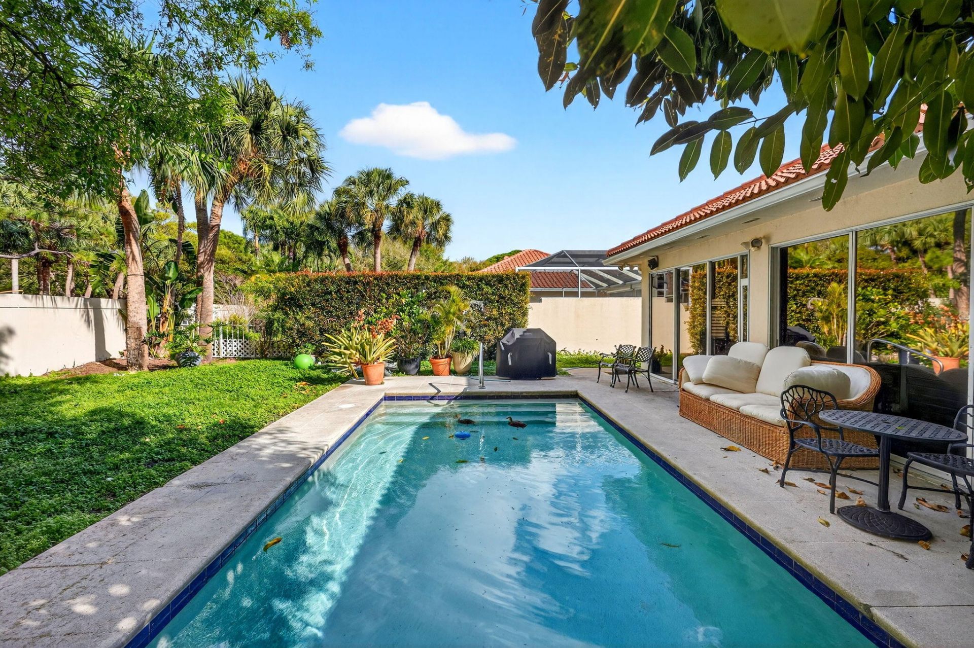 217 E Tall Oaks Circle, Palm Beach Gardens, FL 33410 Photo