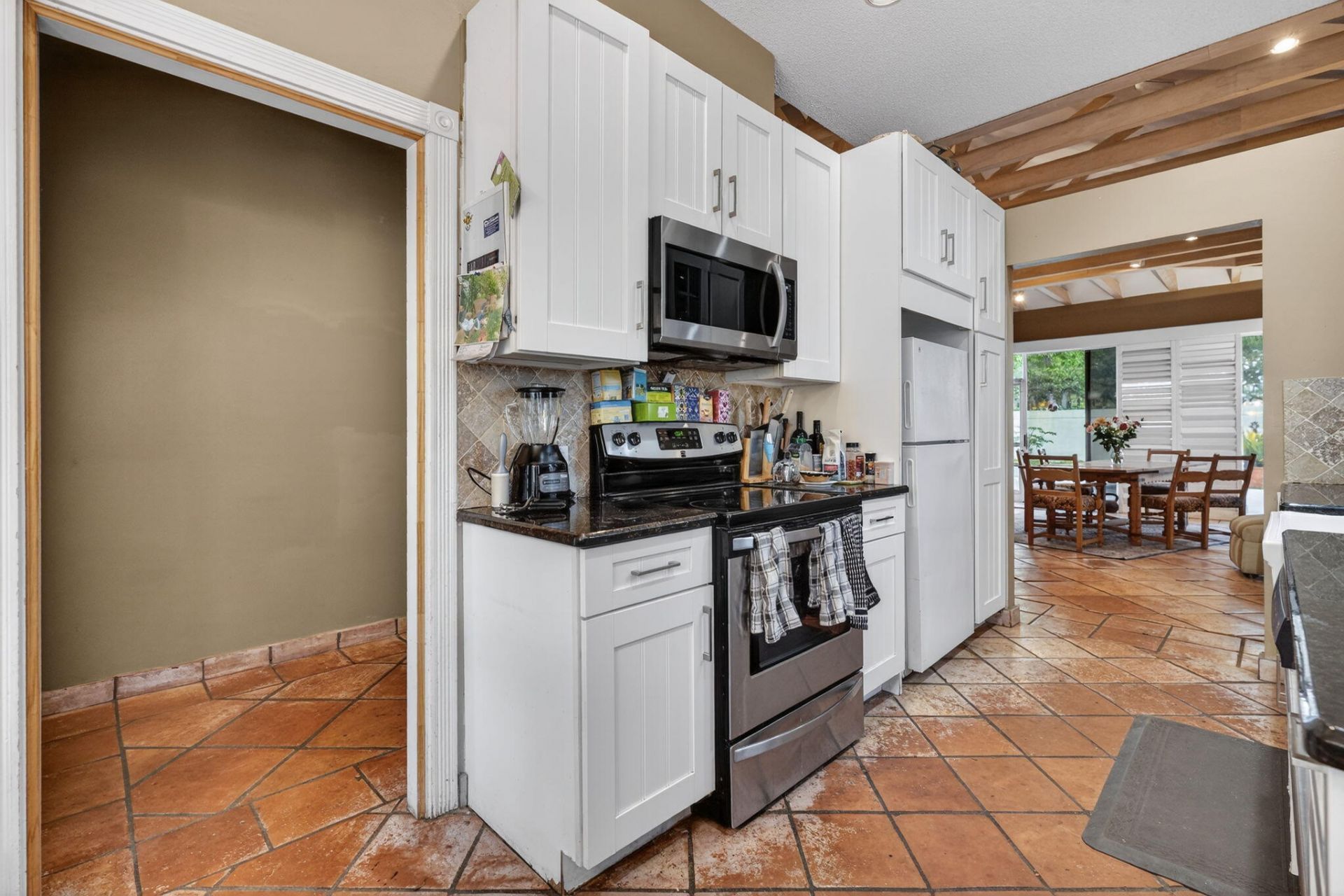 217 E Tall Oaks Circle, Palm Beach Gardens, FL 33410 Photo