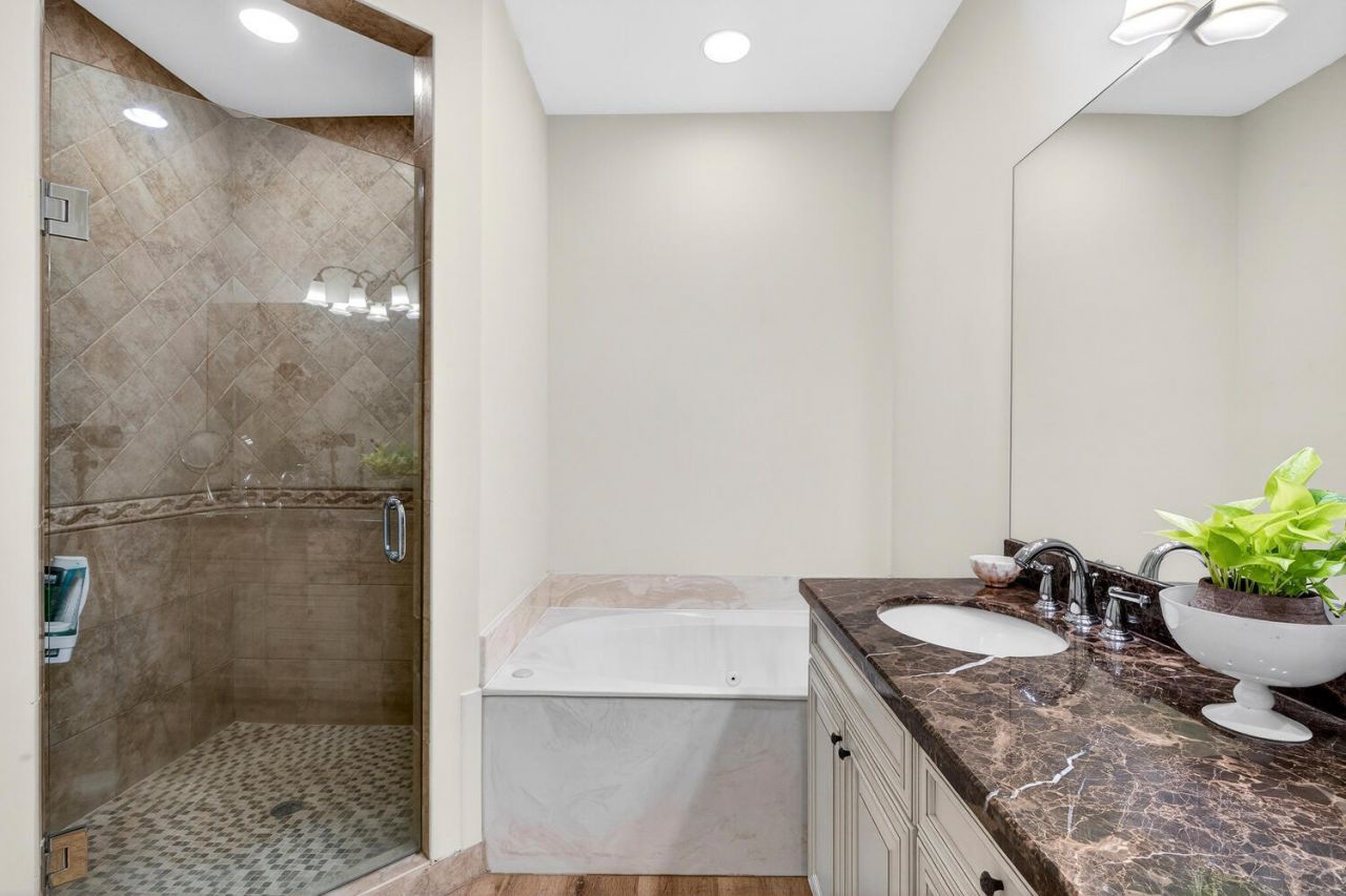 1942 NE 32nd, Lighthouse Point, FL 33064 Photo