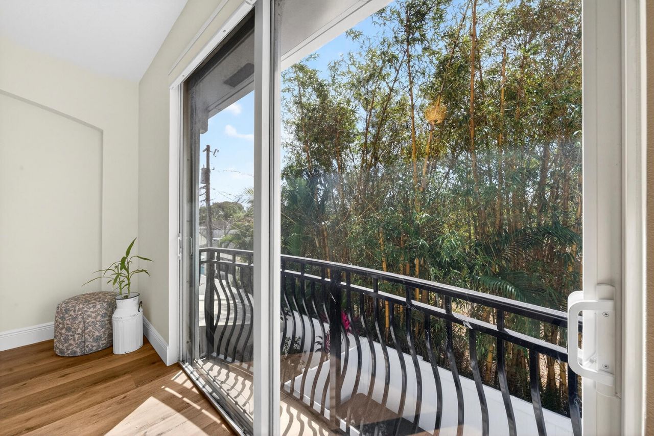 1942 NE 32nd, Lighthouse Point, FL 33064 Photo