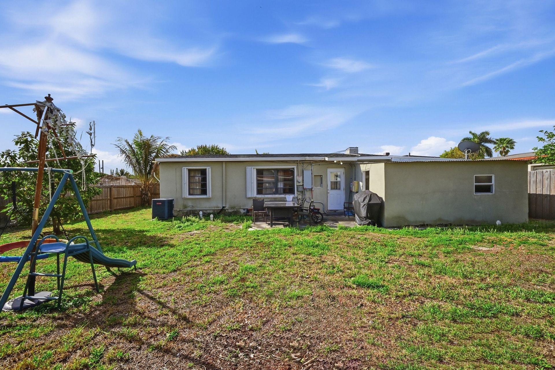 721 Dogwood Road, West Palm Beach, FL 33409 Photo