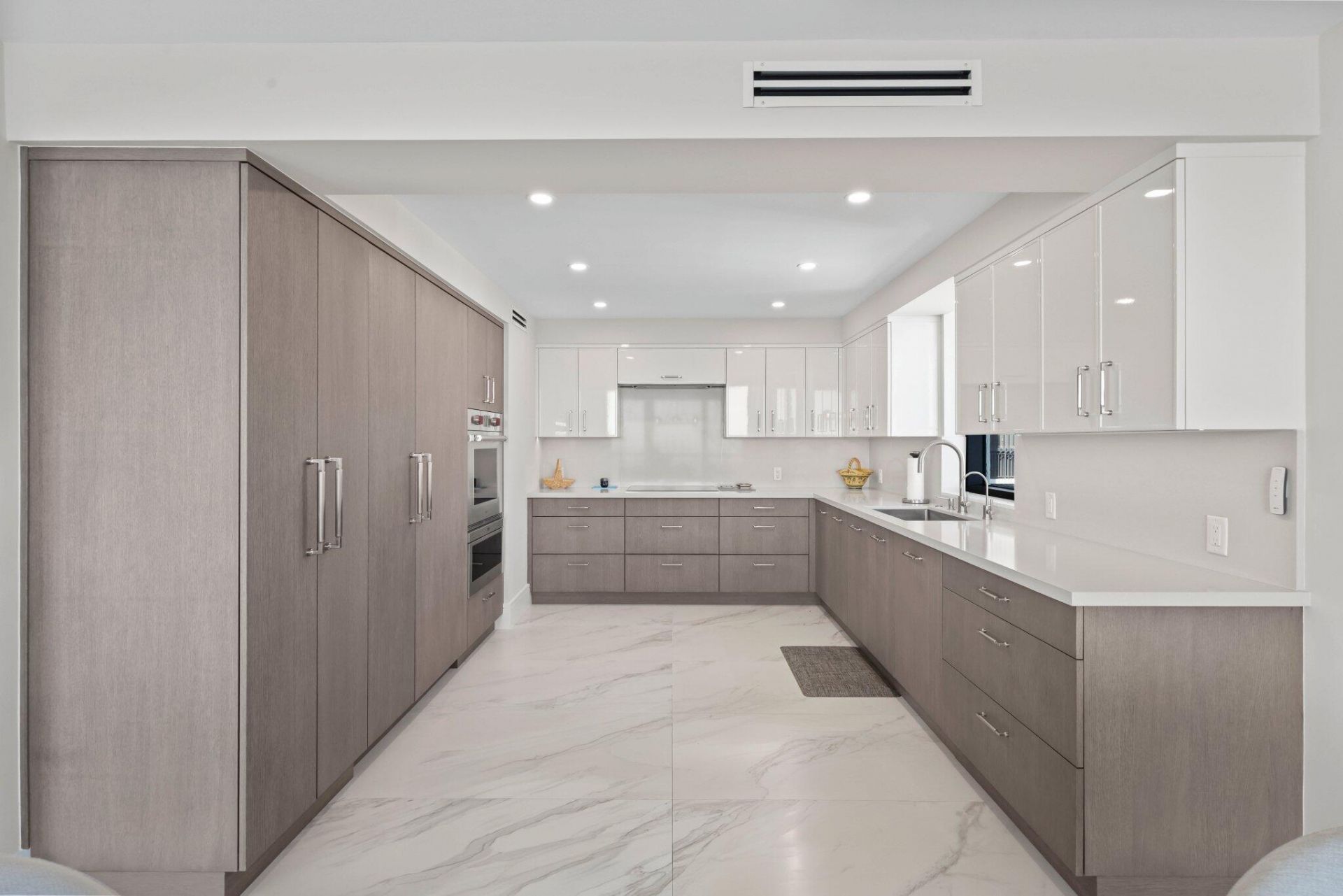 5380 N Ocean, Unit 24i, Riviera Beach, FL 33404 Photo